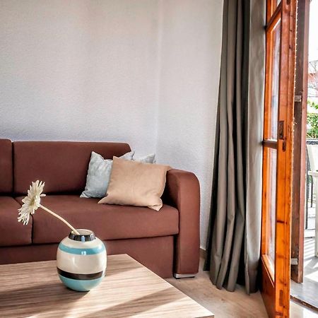 Sunrise Apartments Калатас Екстериор снимка