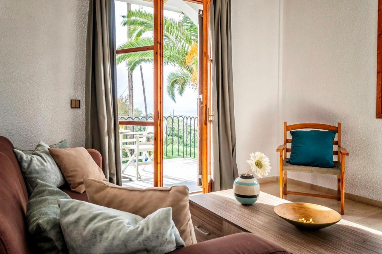 Sunrise Apartments Калатас Екстериор снимка